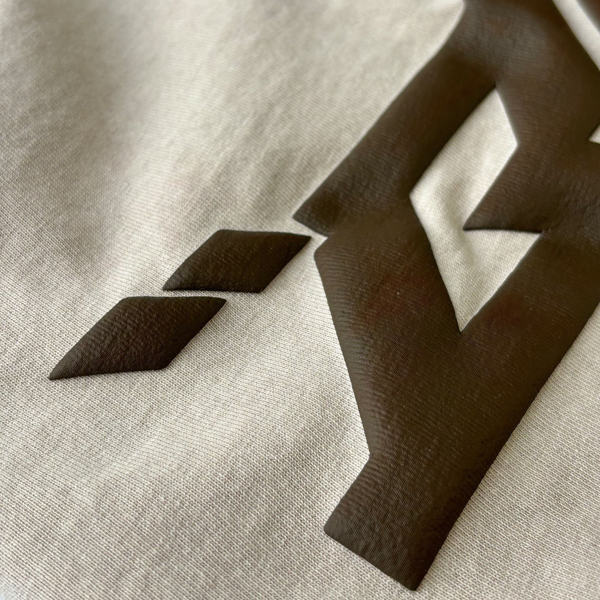 BLUP LOGO T-SHIRT (BEIGE)